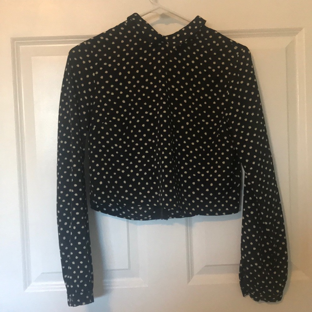 Black polka dot crop top